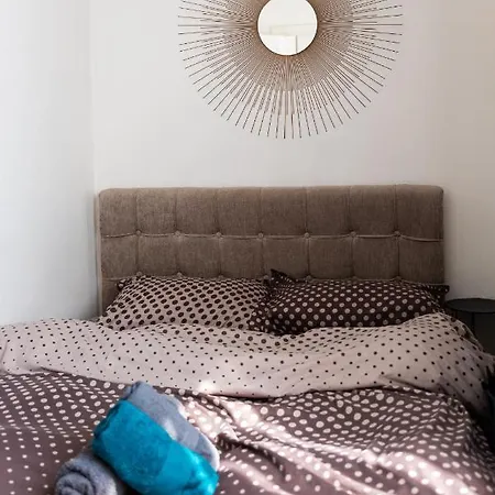 Daire Ultra Modern Close To Old Town - Bükreş