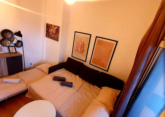 Ultra Modern Close To Old Town - Bükreş